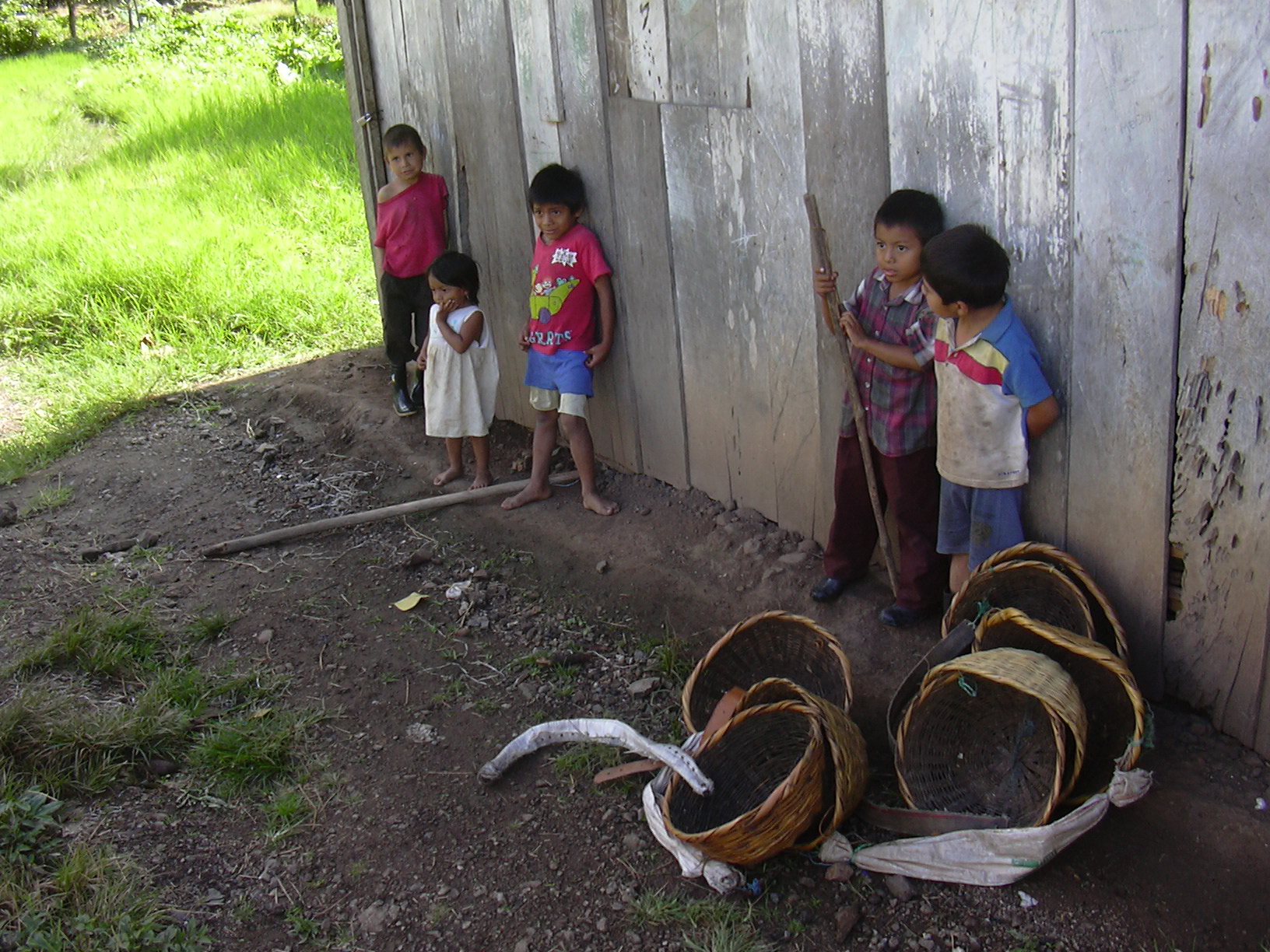 La Pita Nicaragua kids photo R Thurston